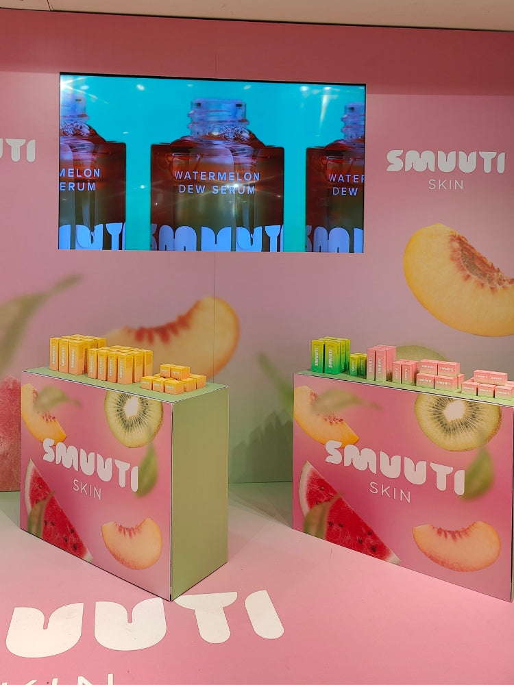 Smuuti Skin retail display